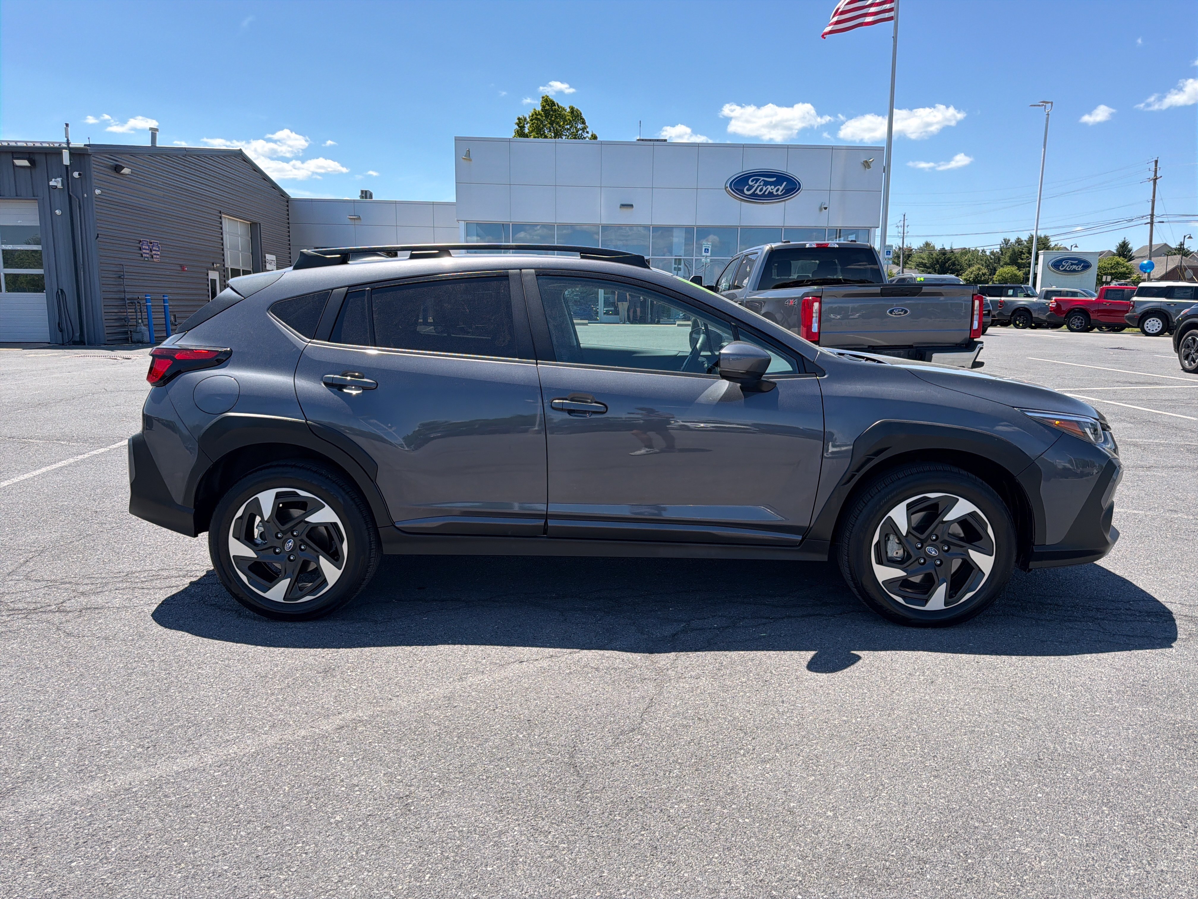 Used 2024 Subaru Crosstrek 2.5i Limited w/ Crosstrek Mirror Package AWD/4WD video 2
