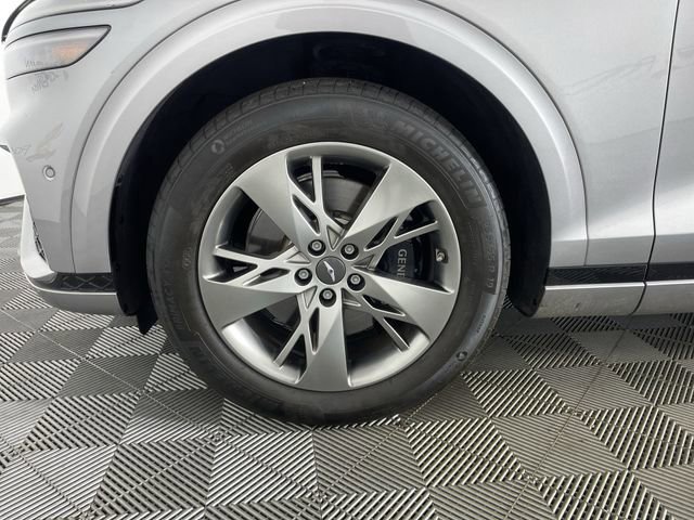 Used 2023 Genesis GV70 2.5T w/ Sport Prestige Package image 18