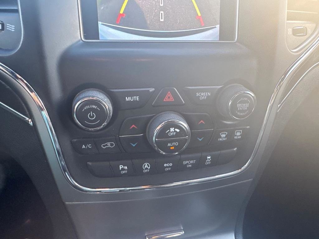 Used 2018 Jeep Grand Cherokee Limited RWD image 29