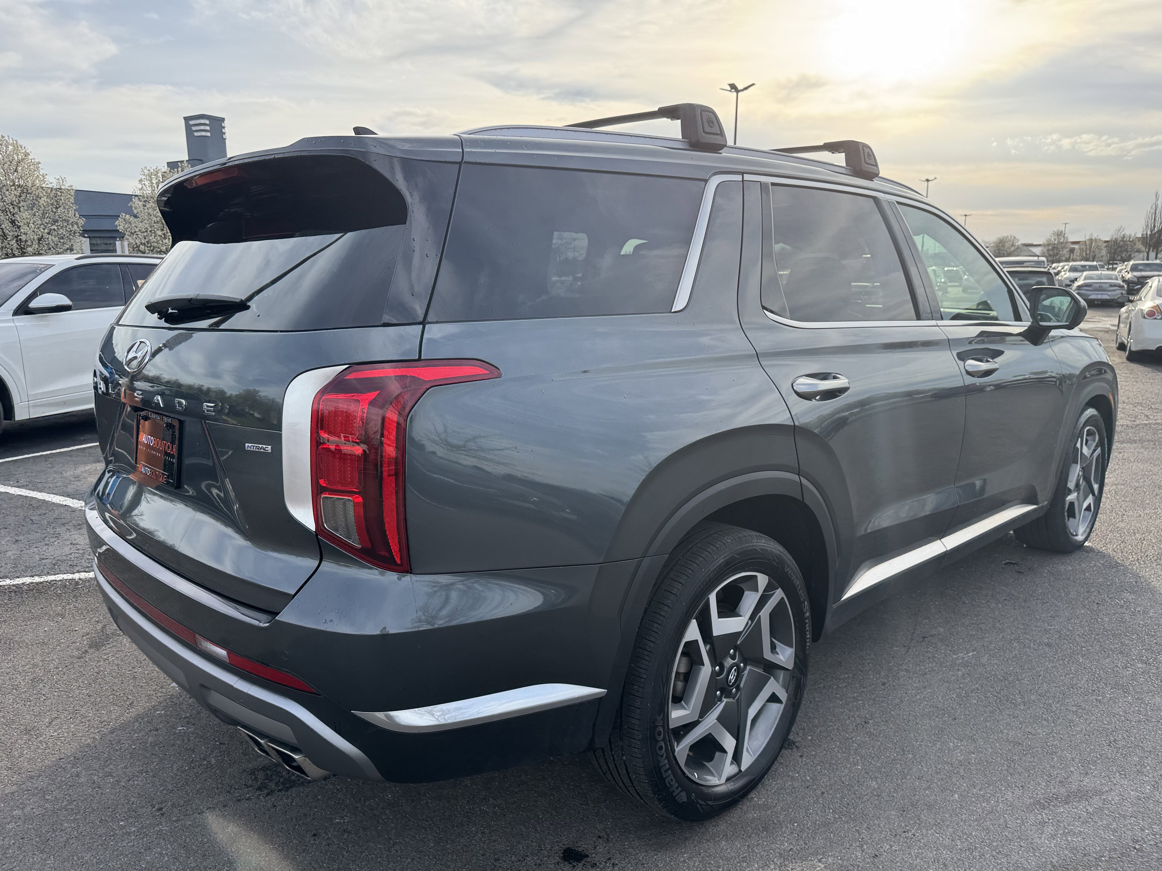Used 2023 Hyundai Palisade Limited image 19