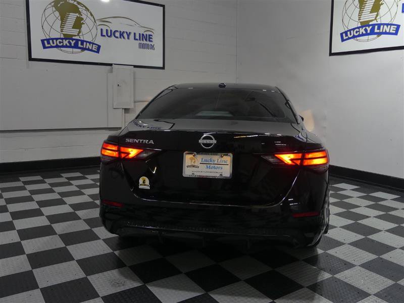 Used 2025 Nissan Sentra SV FWD image 8