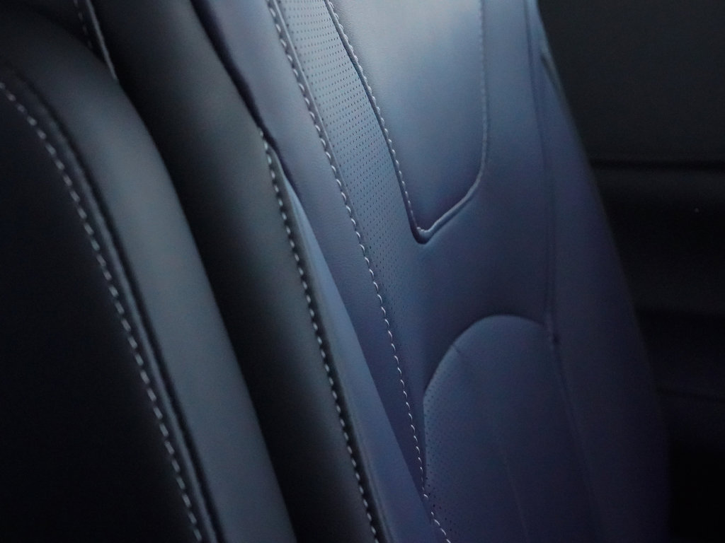 New 2026 INFINITI QX60 Sport w/ Dark Cargo Package image 28