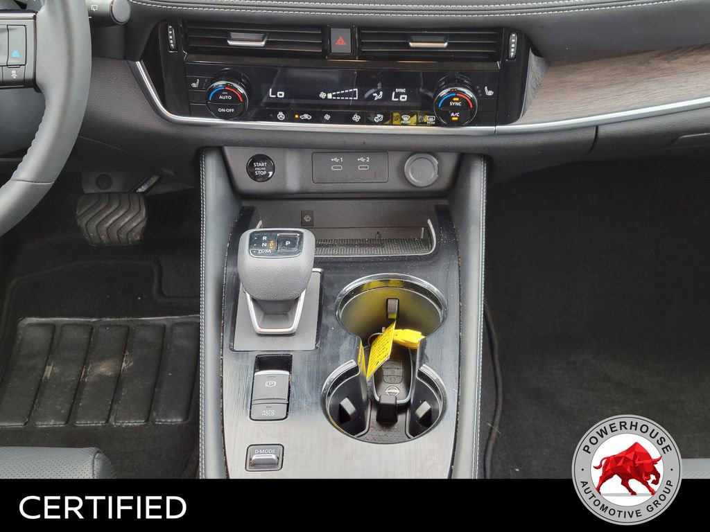 Used 2025 Nissan Rogue Platinum image 23