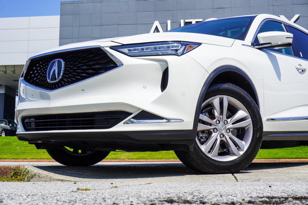 Used 2023 Acura MDX w/ Technology Package FWD image 2