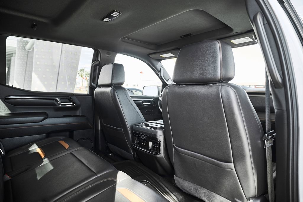 Used 2023 GMC Sierra 1500 AT4 w/ AT4 Premium Package image 29