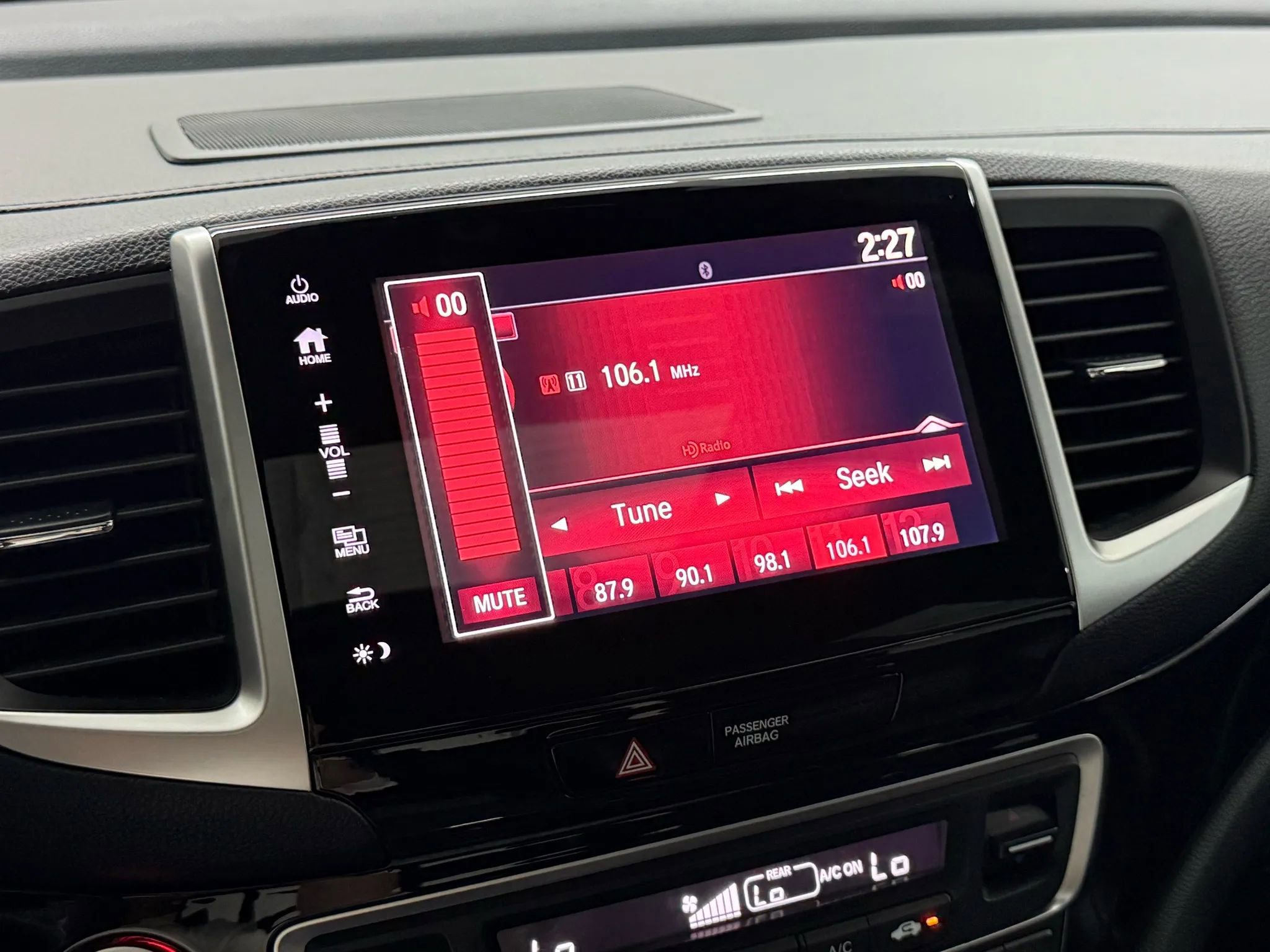 Used 2017 Honda Ridgeline Black Edition image 39