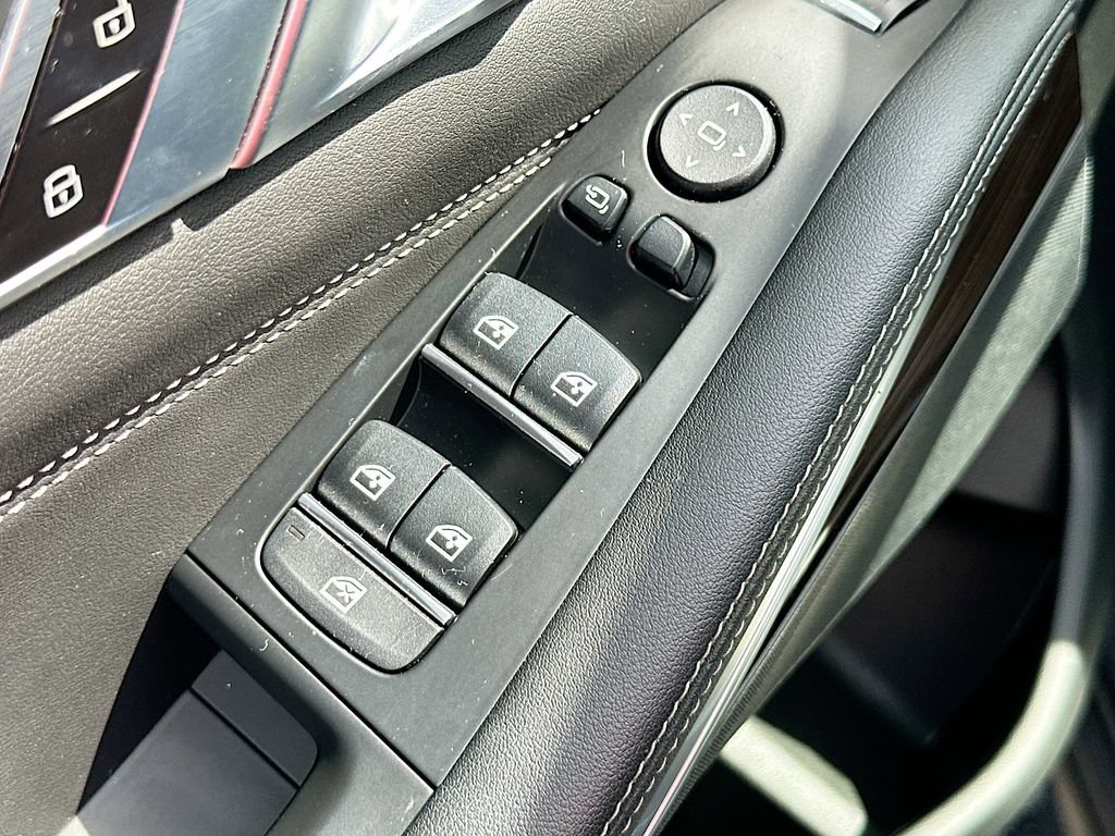 Used 2023 BMW X5 sDrive40i w/ Premium Package RWD image 18