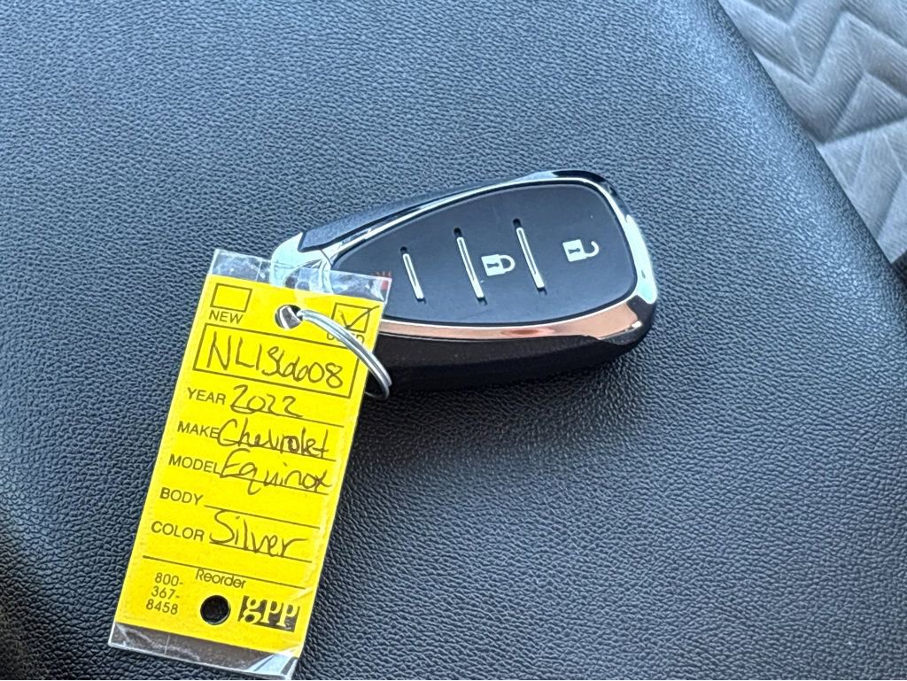Used 2022 Chevrolet Equinox LT FWD image 22