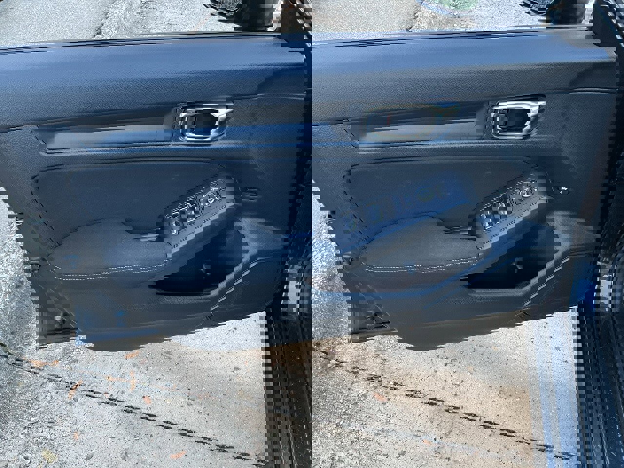 Used 2025 Honda Civic LX image 12