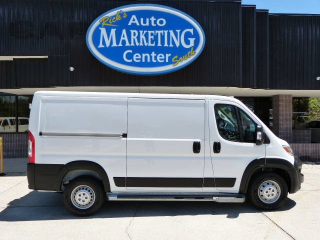 Used 2025 RAM ProMaster 2500 w/ U-Haul Equipment Group FWD image 4