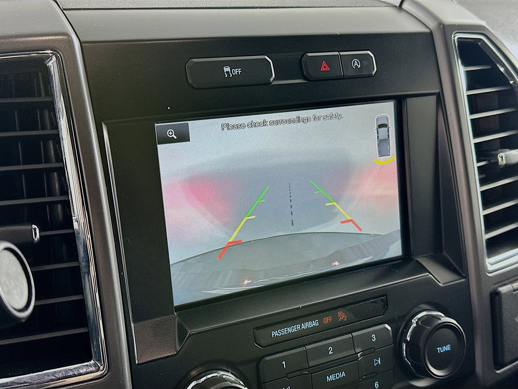 Used 2015 Ford F150 XLT w/ Equipment Group 302A Luxury image 23