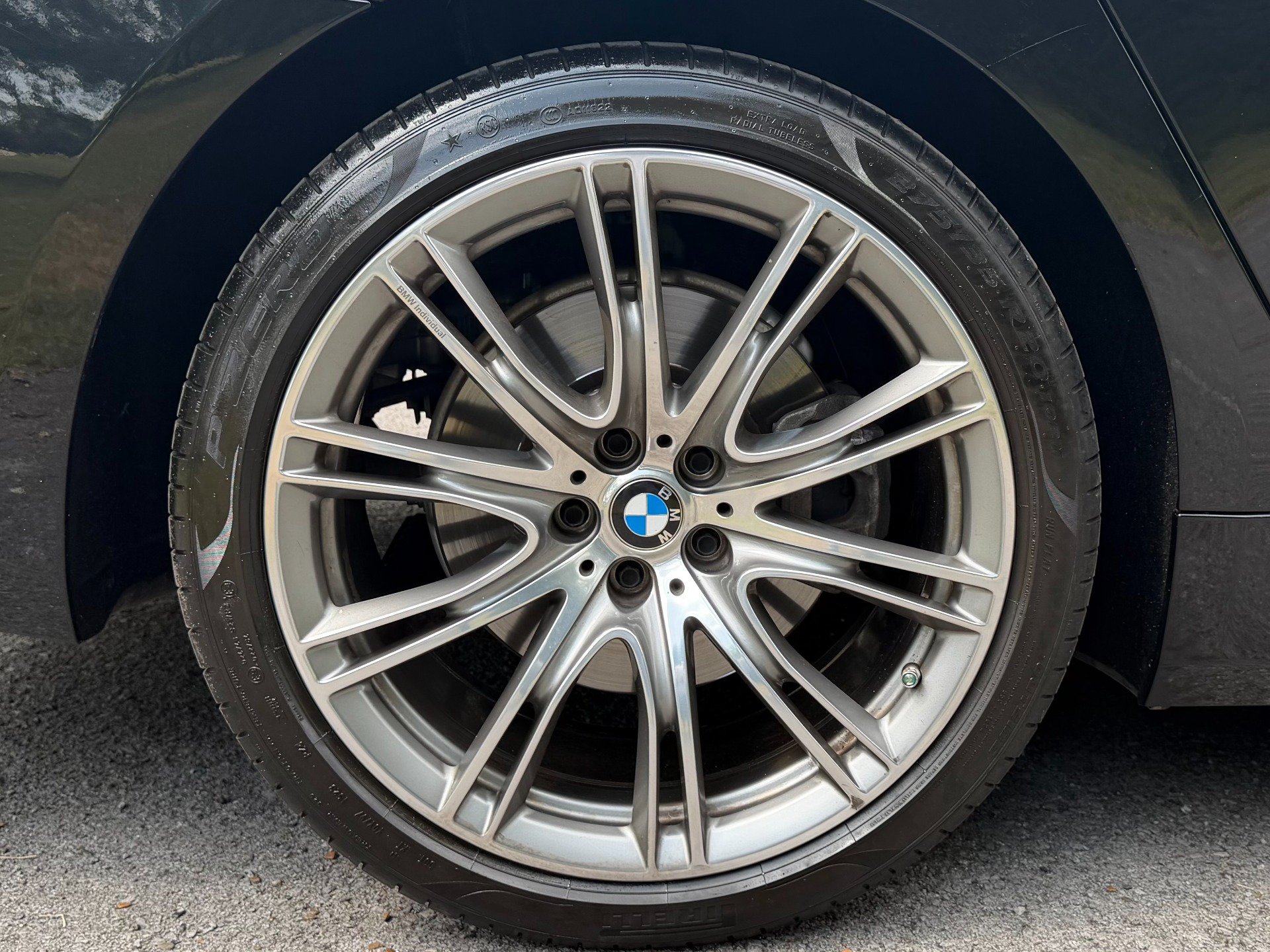 Used 2021 BMW 740i RWD image 9