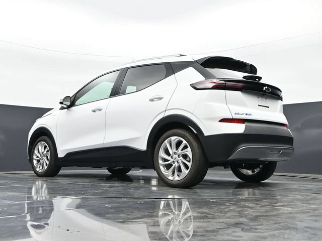 Used 2023 Chevrolet Bolt EUV LT w/ Driver Confidence Package FWD image 40
