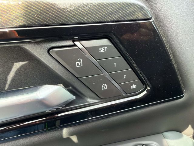 New 2026 GMC Yukon AT4 w/ Premium Trailering Package image 17