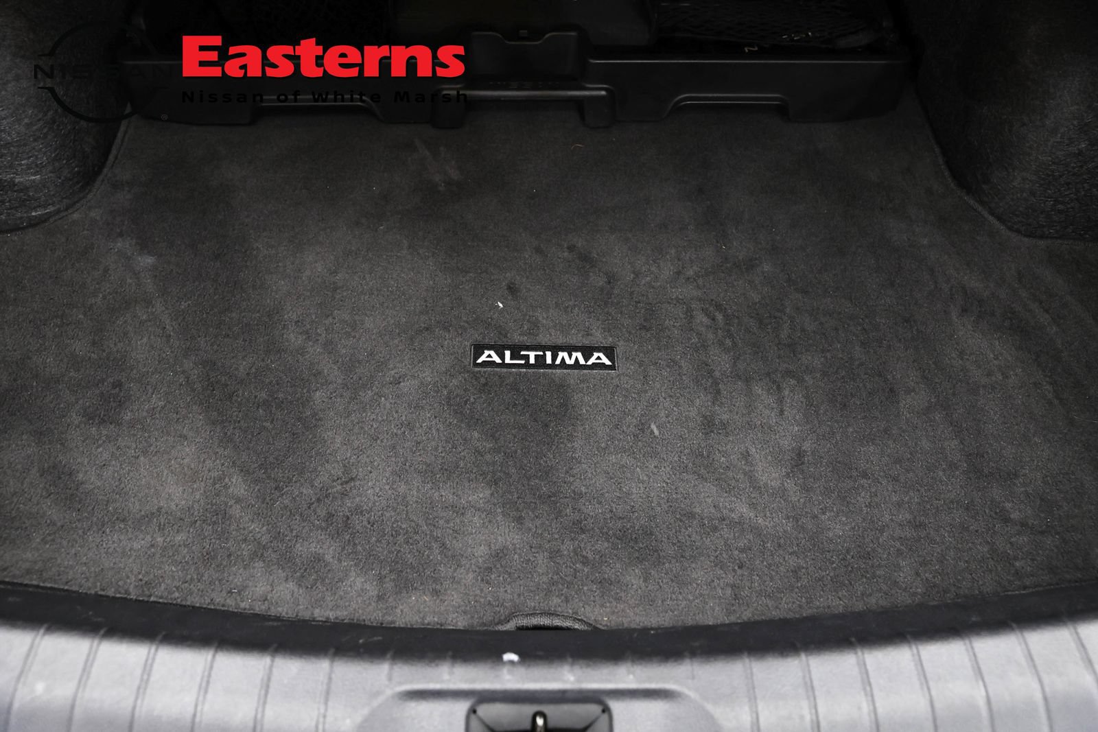 Used 2025 Nissan Altima 2.5 SR FWD image 9