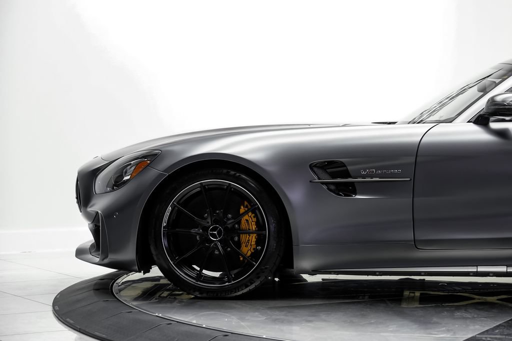 Used 2018 Mercedes-Benz AMG GT R image 13
