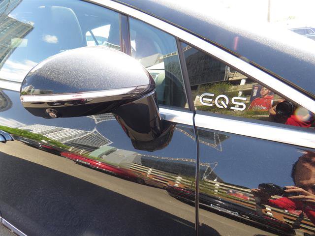 Used 2022 Mercedes-Benz EQS 580 4MATIC Sedan w/ Exclusive Trim Package image 28