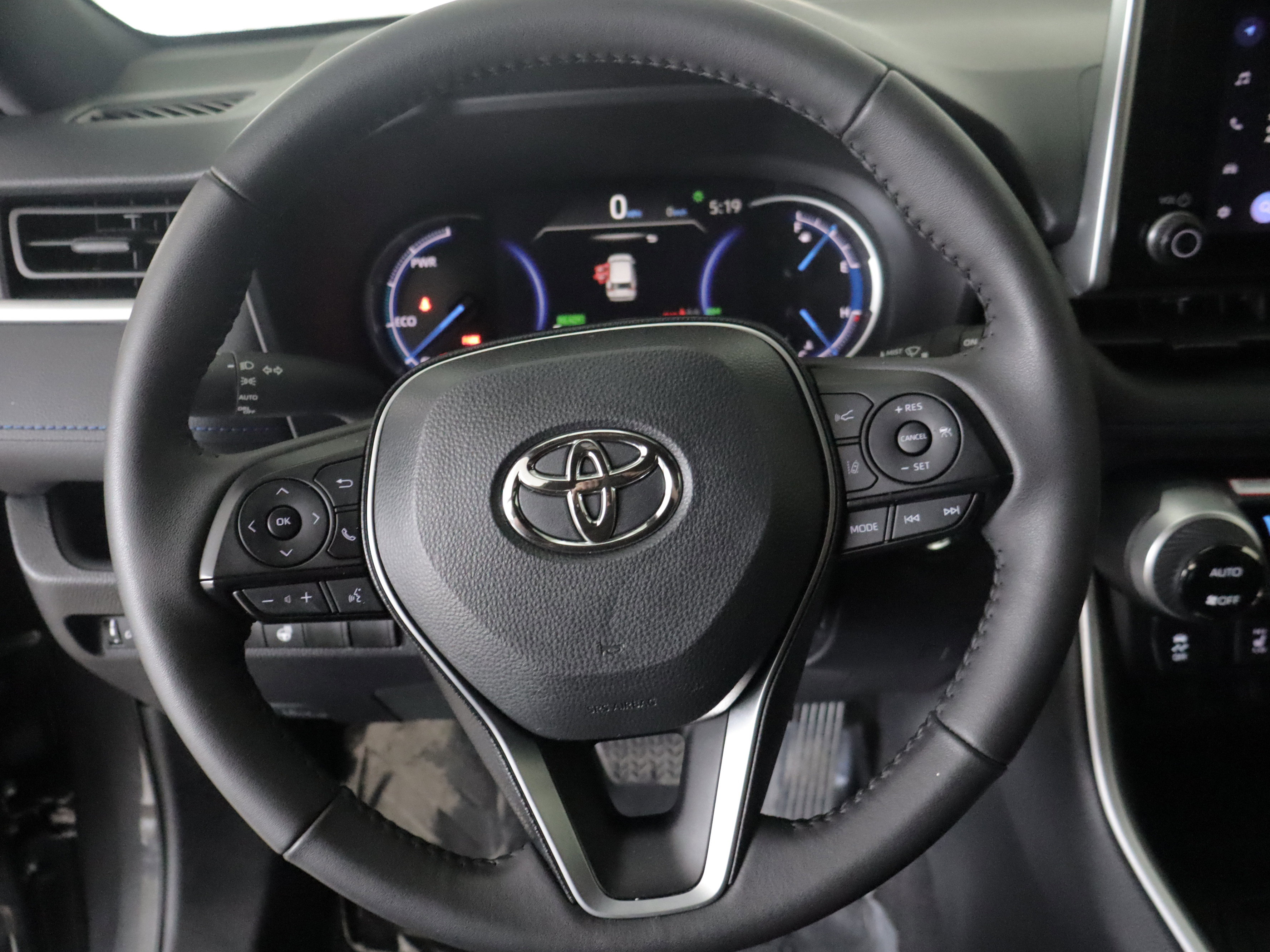 Used 2024 Toyota RAV4 SE w/ Weather Package AWD/4WD image 13