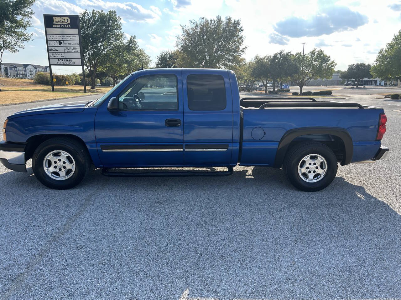 Used 2003 Chevrolet Silverado 1500 LT RWD image 10