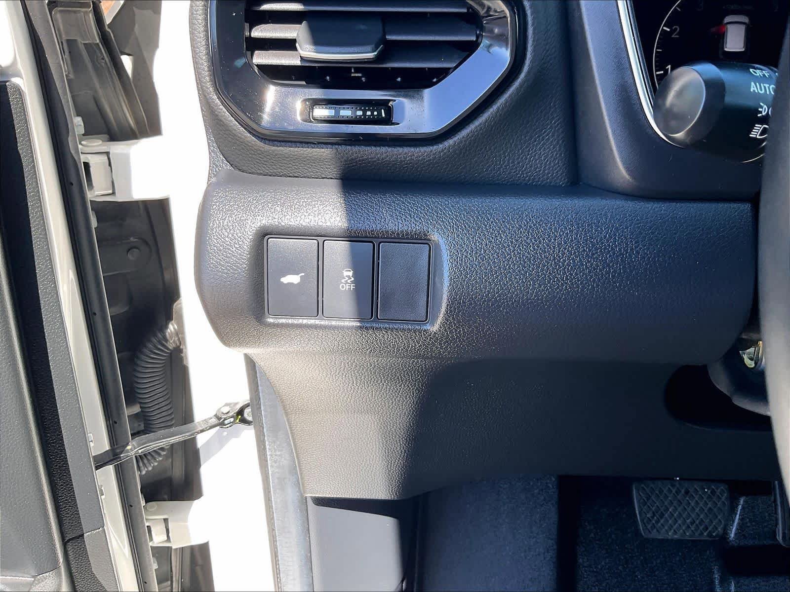 Used 2025 Honda Pilot Touring image 28