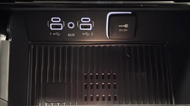 New 2026 Jeep Grand Cherokee Limited w/ Luxury Tech Group II image 39