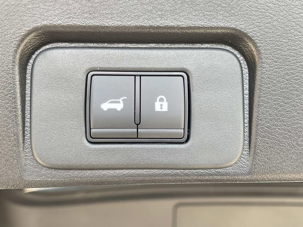 New 2026 Nissan Rogue SV FWD image 13