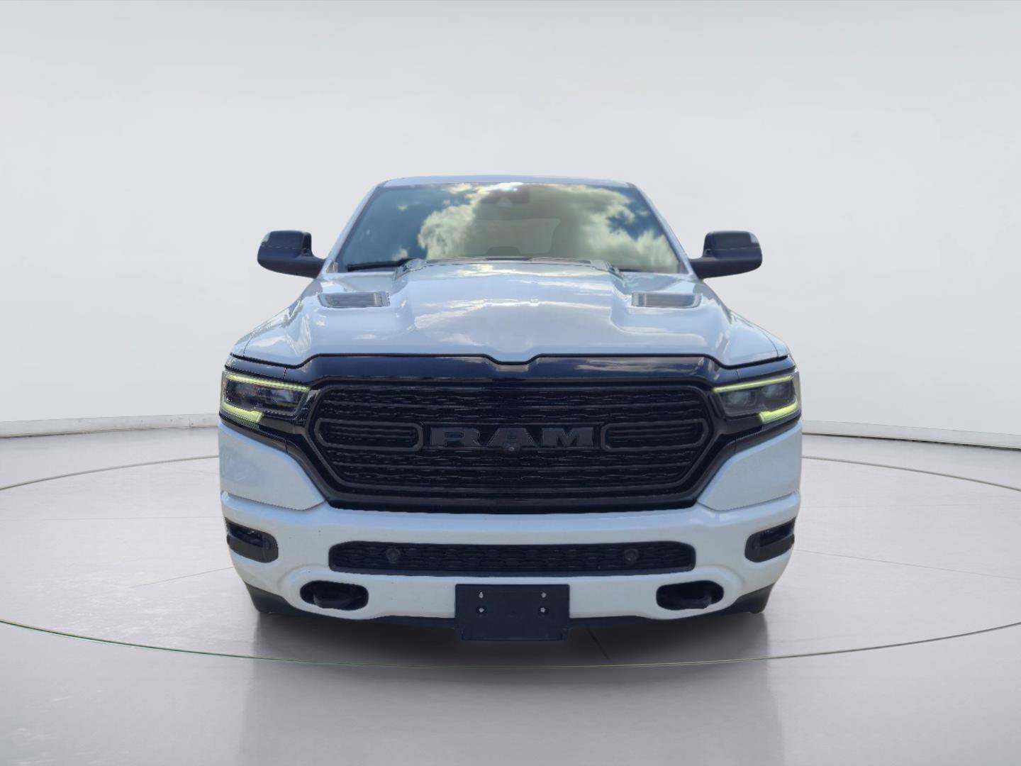 Used 2023 RAM 1500 Limited AWD/4WD image 8