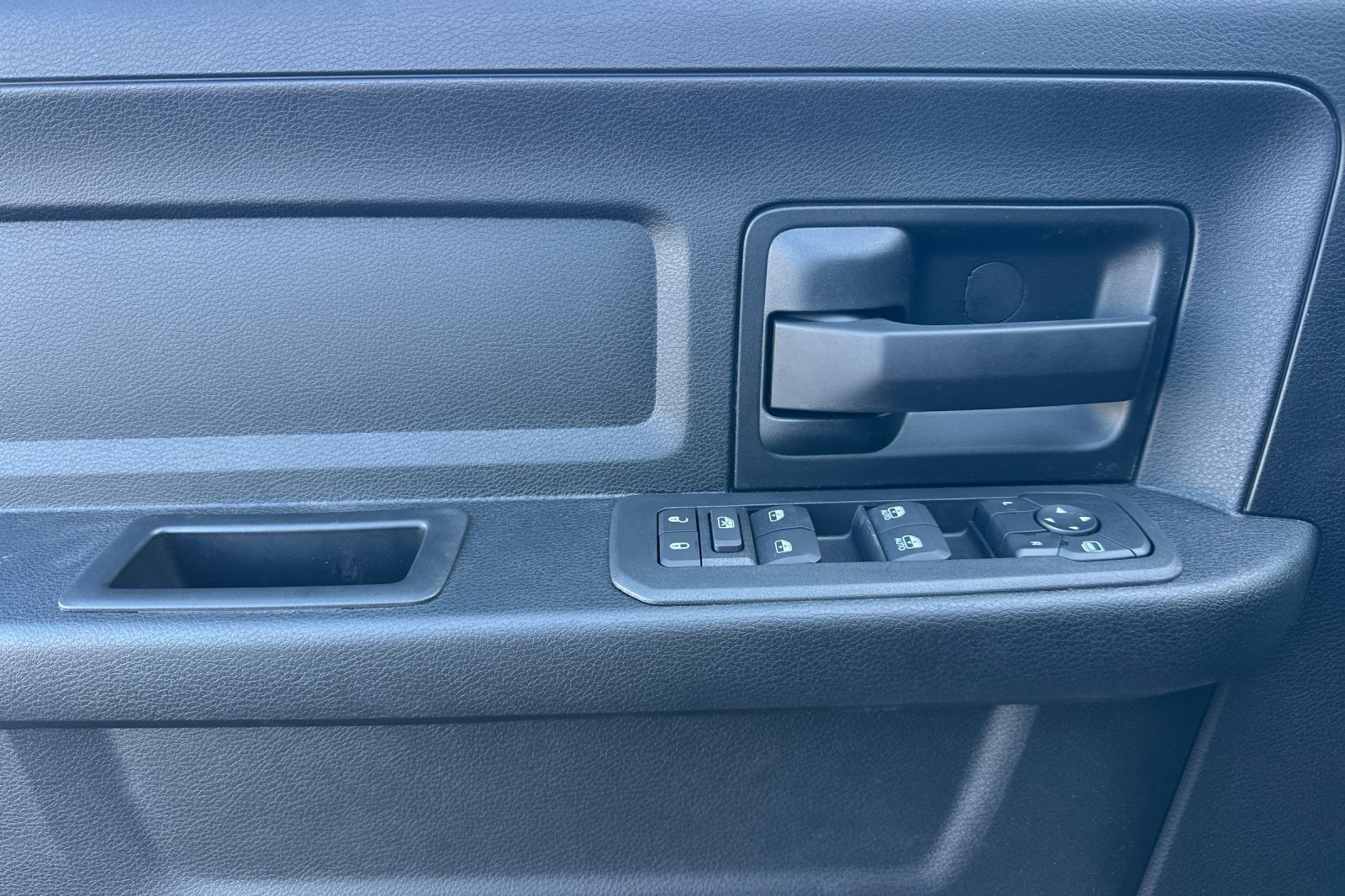 New 2026 RAM 2500 Tradesman w/ Chrome Appearance Group image 10