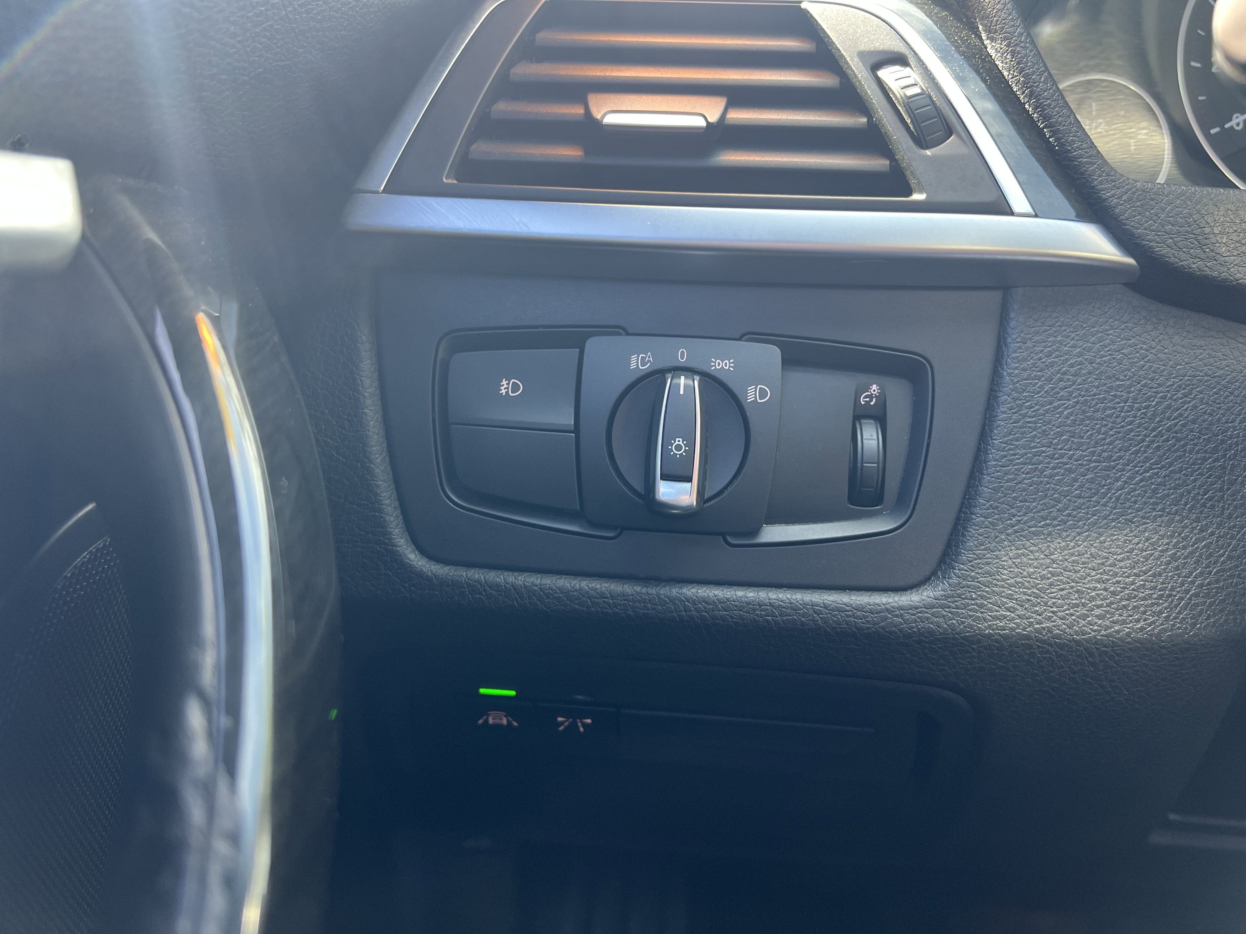 Used 2018 BMW 330i Sedan image 21