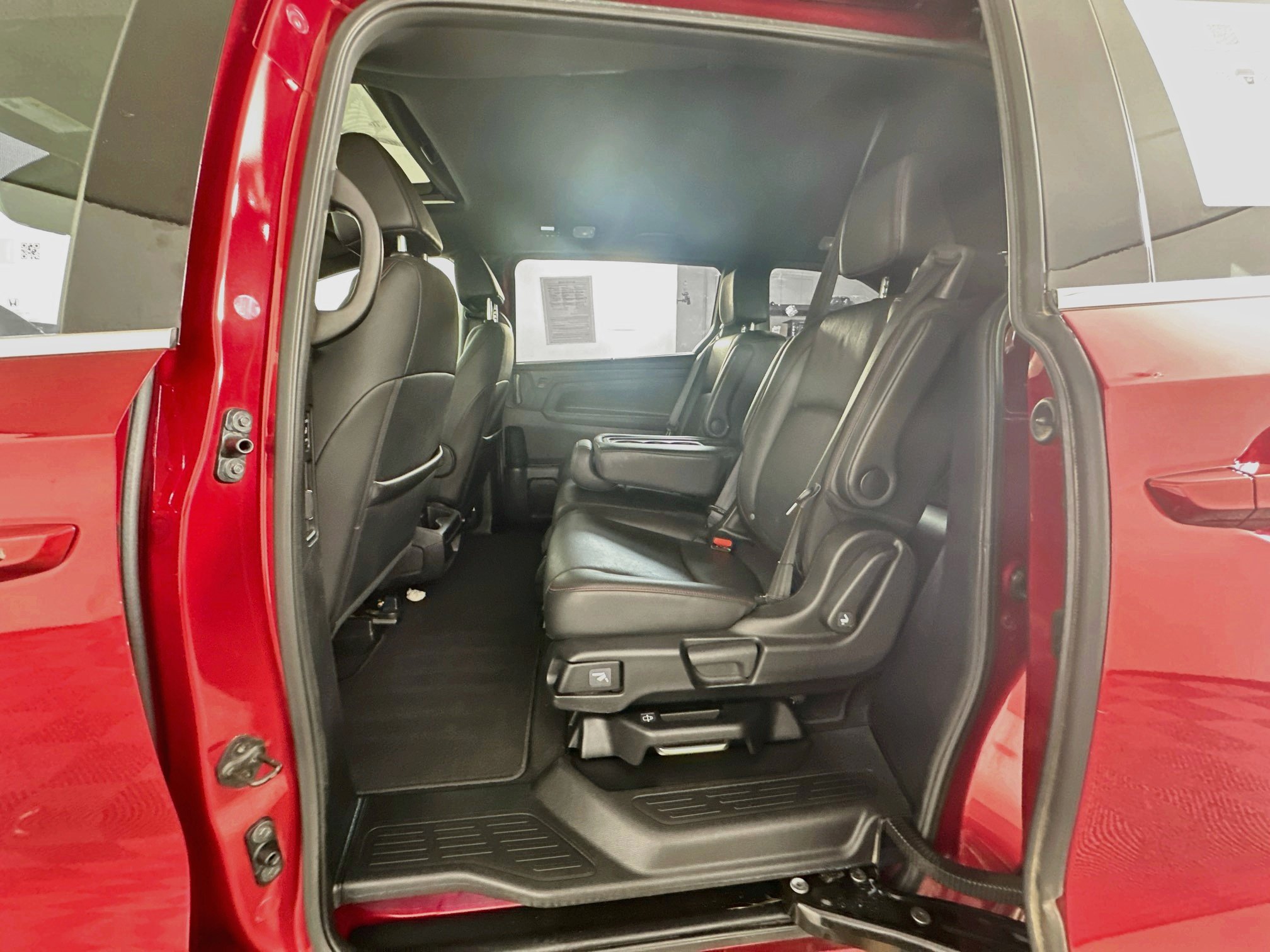 Used 2025 Honda Odyssey Sport-L image 30
