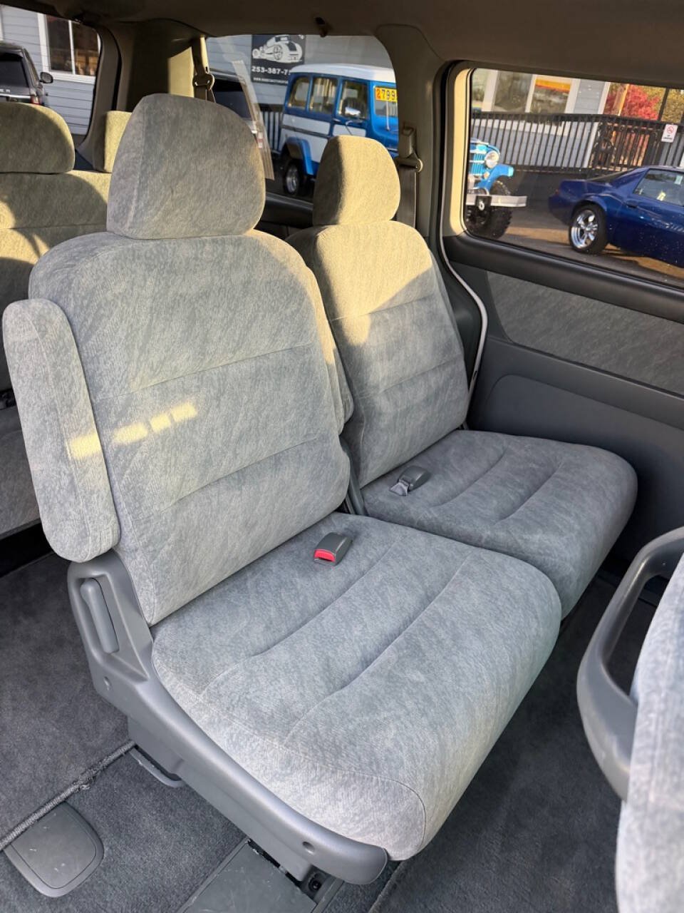 Used 2000 Honda Odyssey EX image 17
