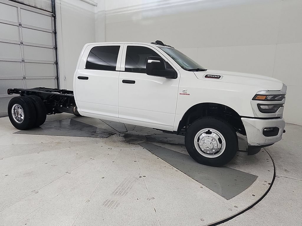 New 2026 RAM 3500 Tradesman w/ Chrome Appearance Group A AWD/4WD video 2