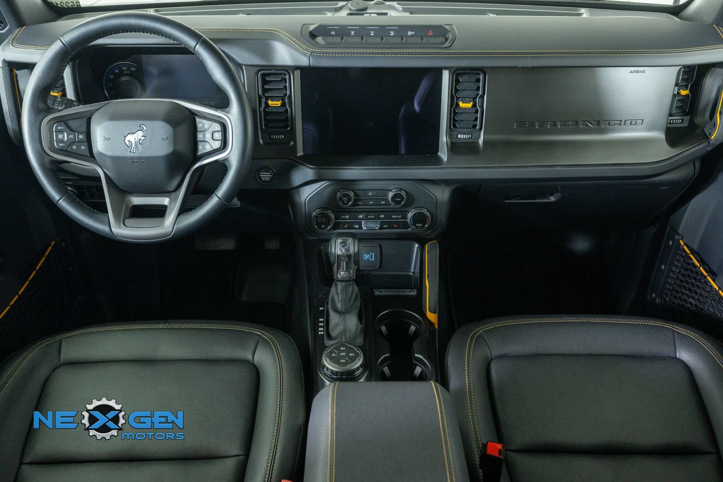 Used 2024 Ford Bronco Badlands AWD/4WD image 32