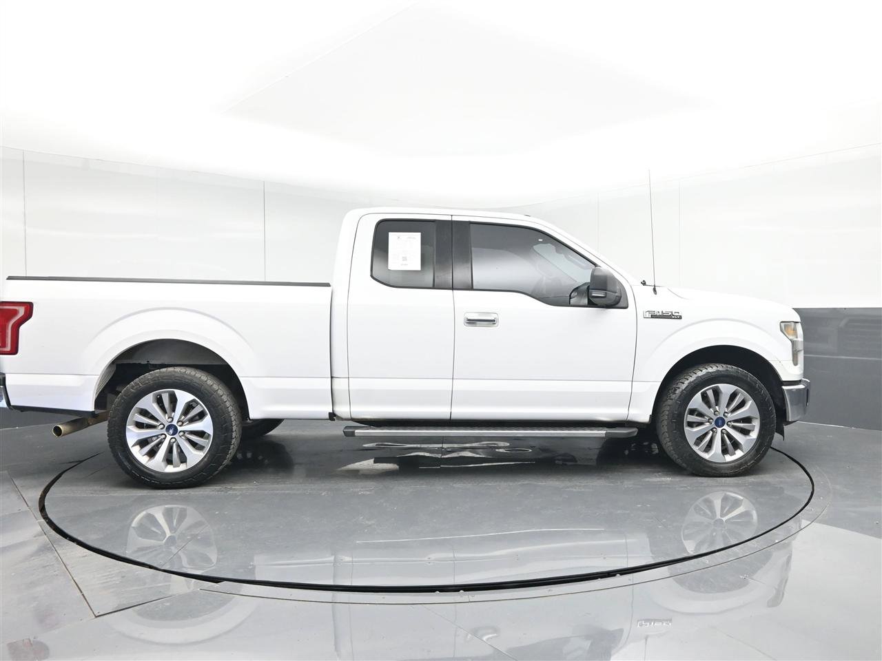 Used 2015 Ford F150 XLT w/ Equipment Group 301A Mid RWD image 4