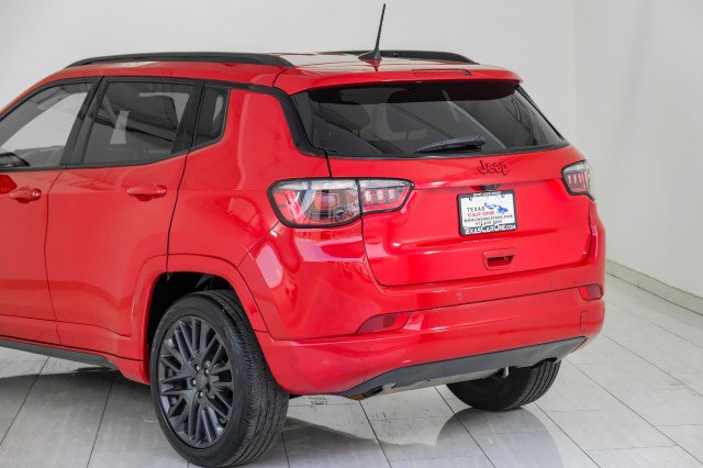 Used 2023 Jeep Compass Limited image 68