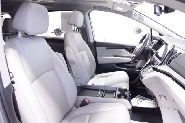 Used 2023 Honda Odyssey Touring image 14