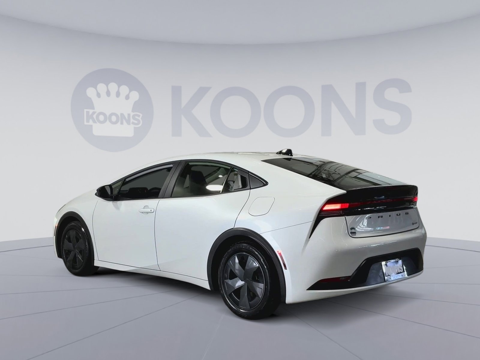 Used 2026 Toyota Prius LE FWD image 8