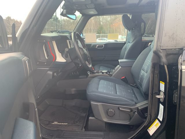 Certified 2025 Ford Bronco Heritage Edition AWD/4WD image 31