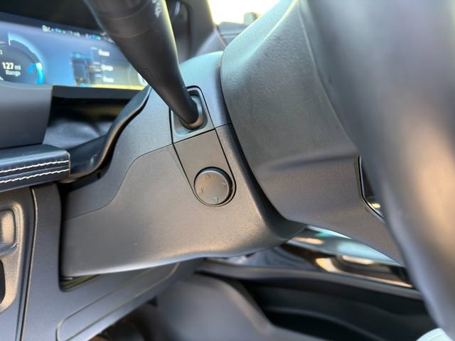 Used 2022 Ford F150 Lightning Platinum image 57