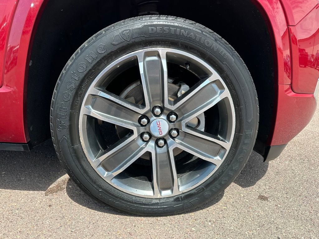 Used 2019 GMC Acadia Denali w/ Technology Package AWD/4WD image 40