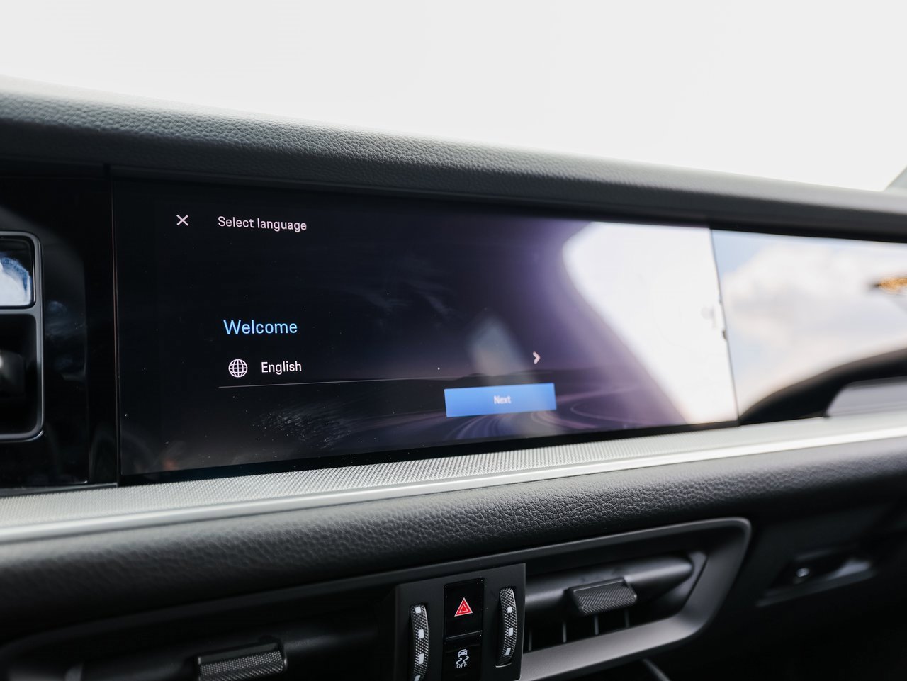 New 2026 Porsche Cayenne S image 18