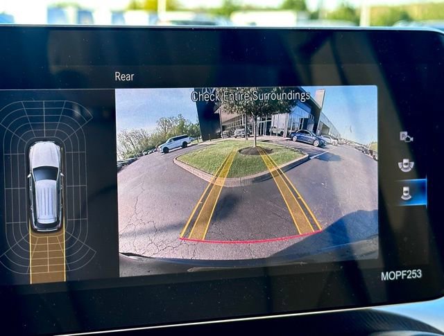 Used 2021 Mercedes-Benz GLC 300 4MATIC image 14