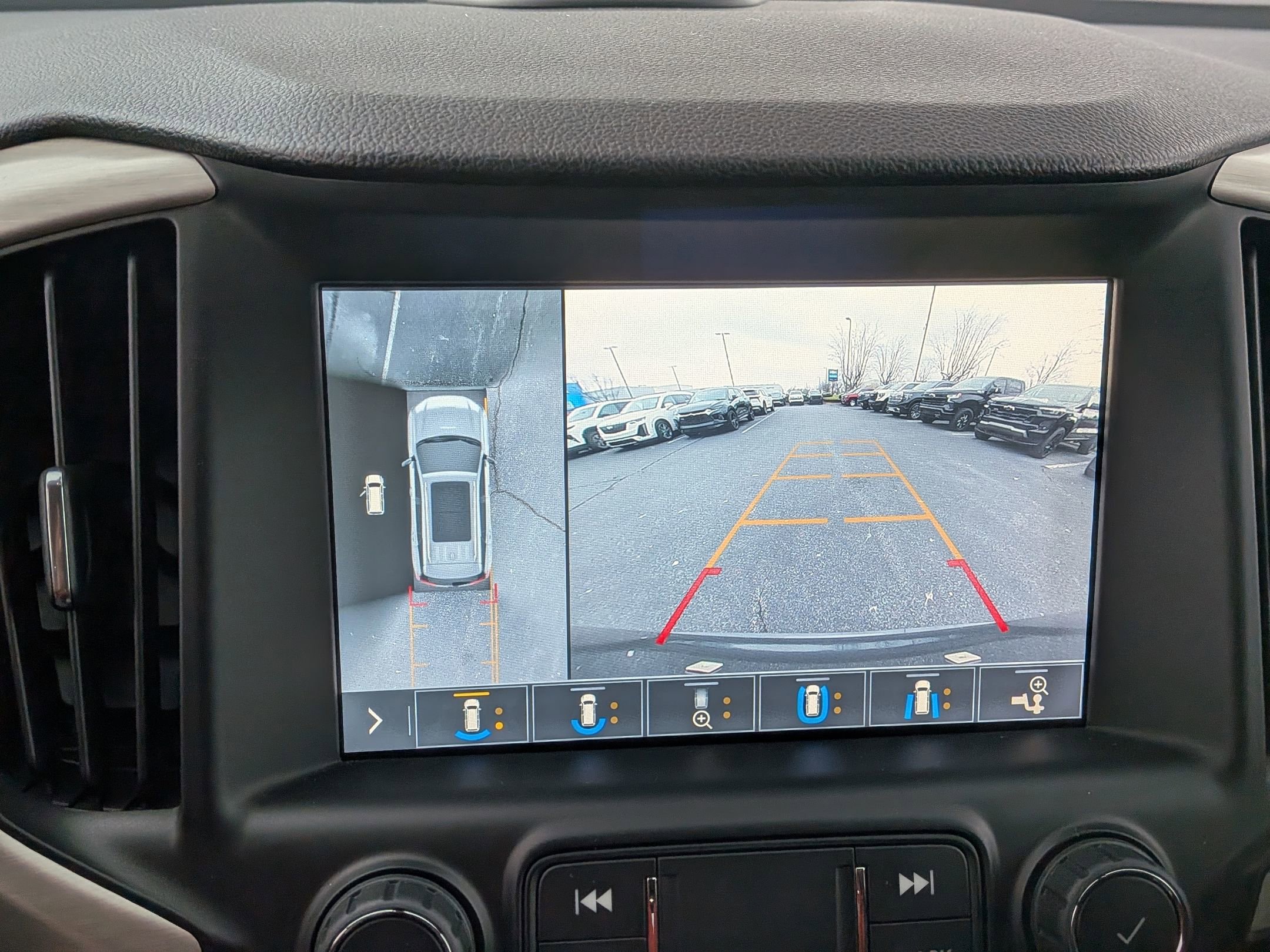 Certified 2020 GMC Terrain Denali w/ Denali Premium Package image 28