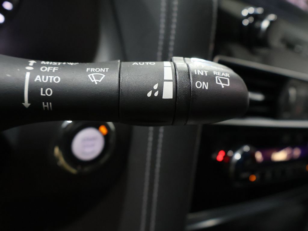 Used 2024 INFINITI QX80 Luxe image 38