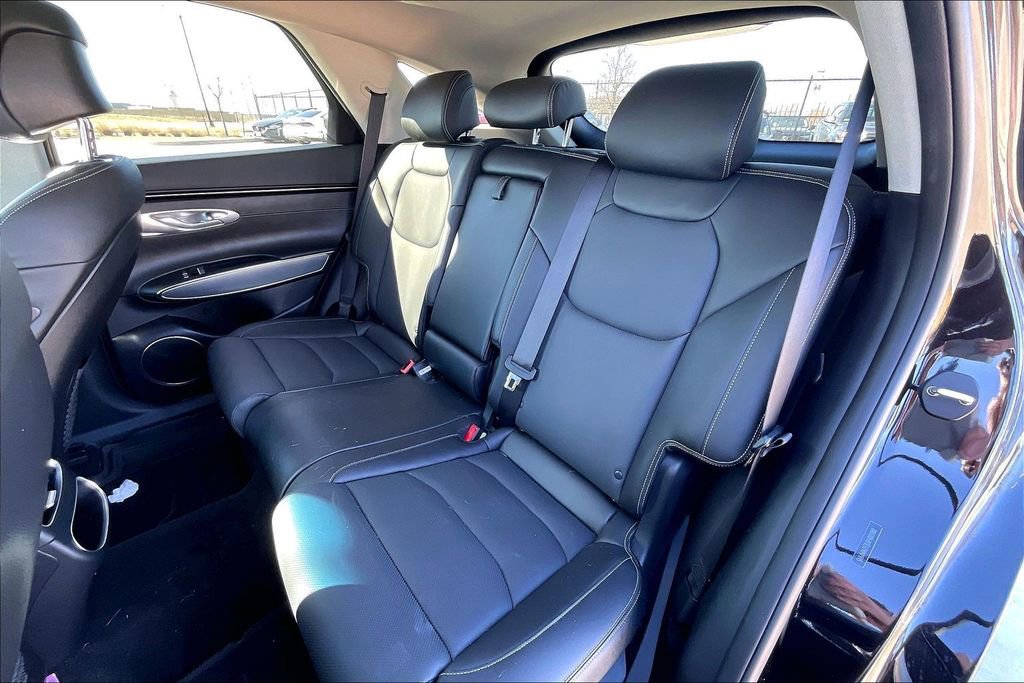 Used 2024 Genesis GV70 2.5T w/ Select Package image 31