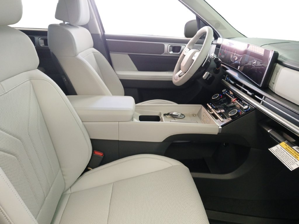 New 2027 Hyundai Santa Fe SEL FWD image 15