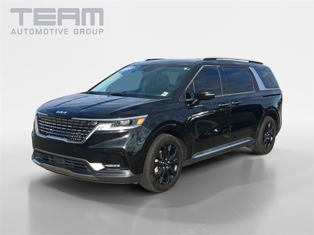 Used 2024 Kia Carnival SX image 3