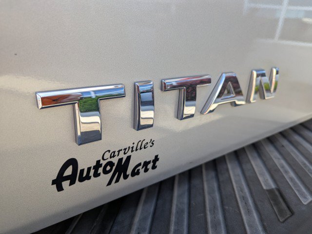 Used 2011 Nissan Titan SL w/ SL Technology Pkg AWD/4WD image 23