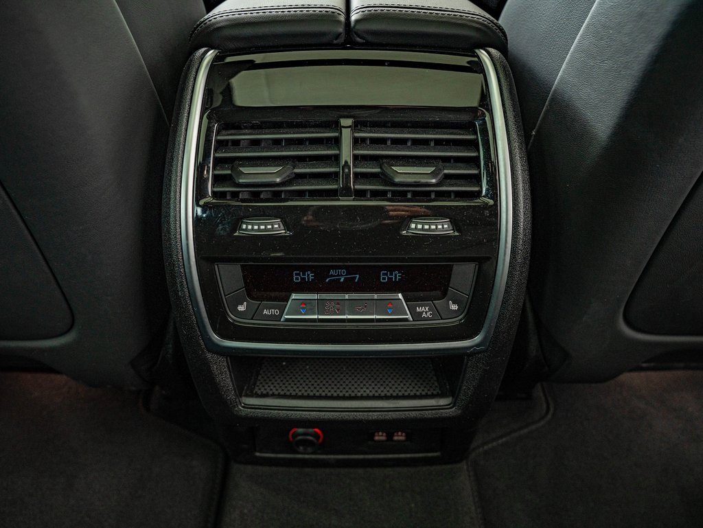 Used 2025 BMW X5 M Competition w/ Executive Package image 45