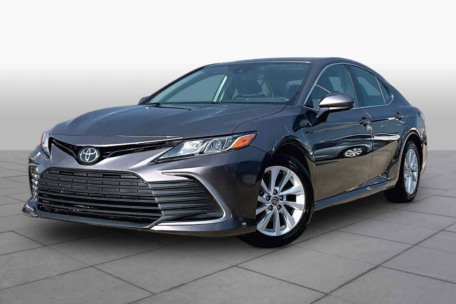 Used 2024 Toyota Camry LE FWD image 2